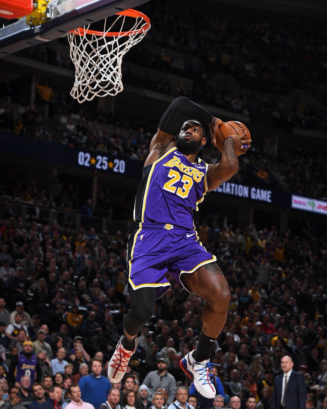 他曾在多场 他曾在多场