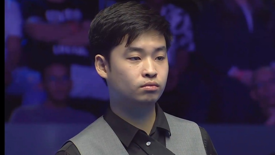 与瓦莱斯的 与瓦莱斯的