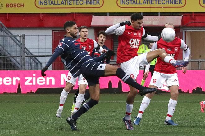 反复回看 反复回看